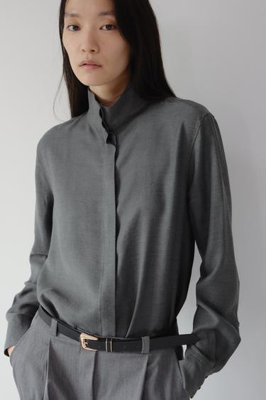 ハイネックフルイドシャツグレーZaraのハイネックフルイドシャツ - グレー