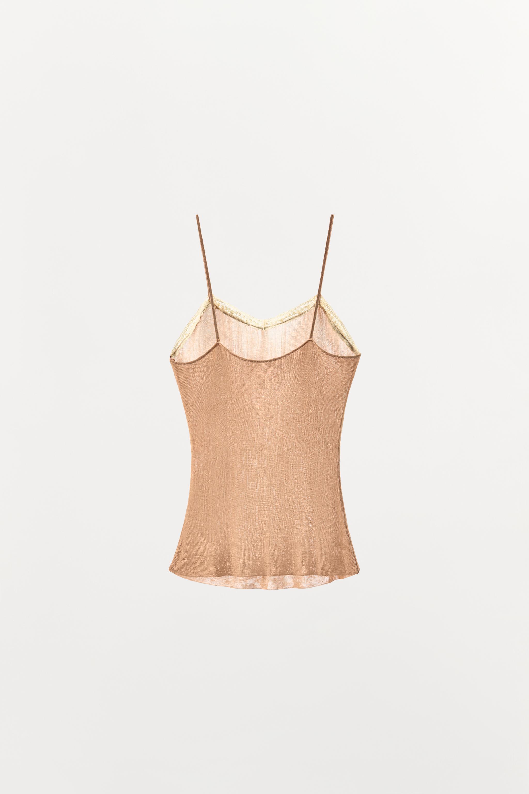 FINE KNIT LACE TOP