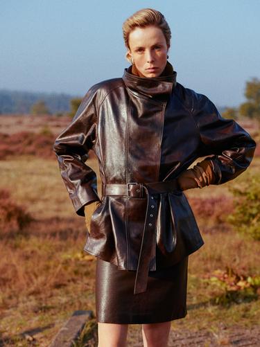 LOOK - 700 de Zara