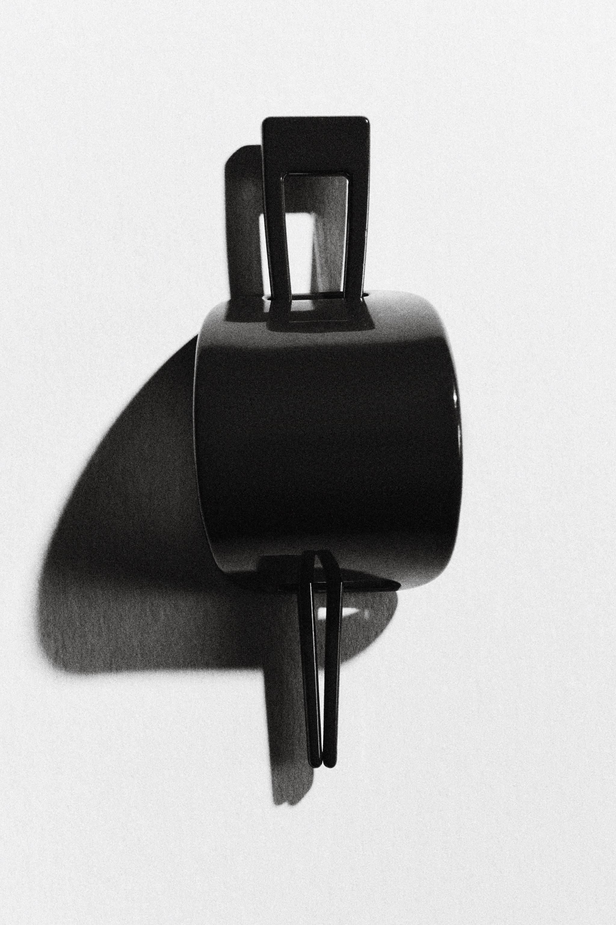 ACETATE HAIR CLAW CLIP