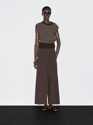Zara Striped vest with button details - Chocolate