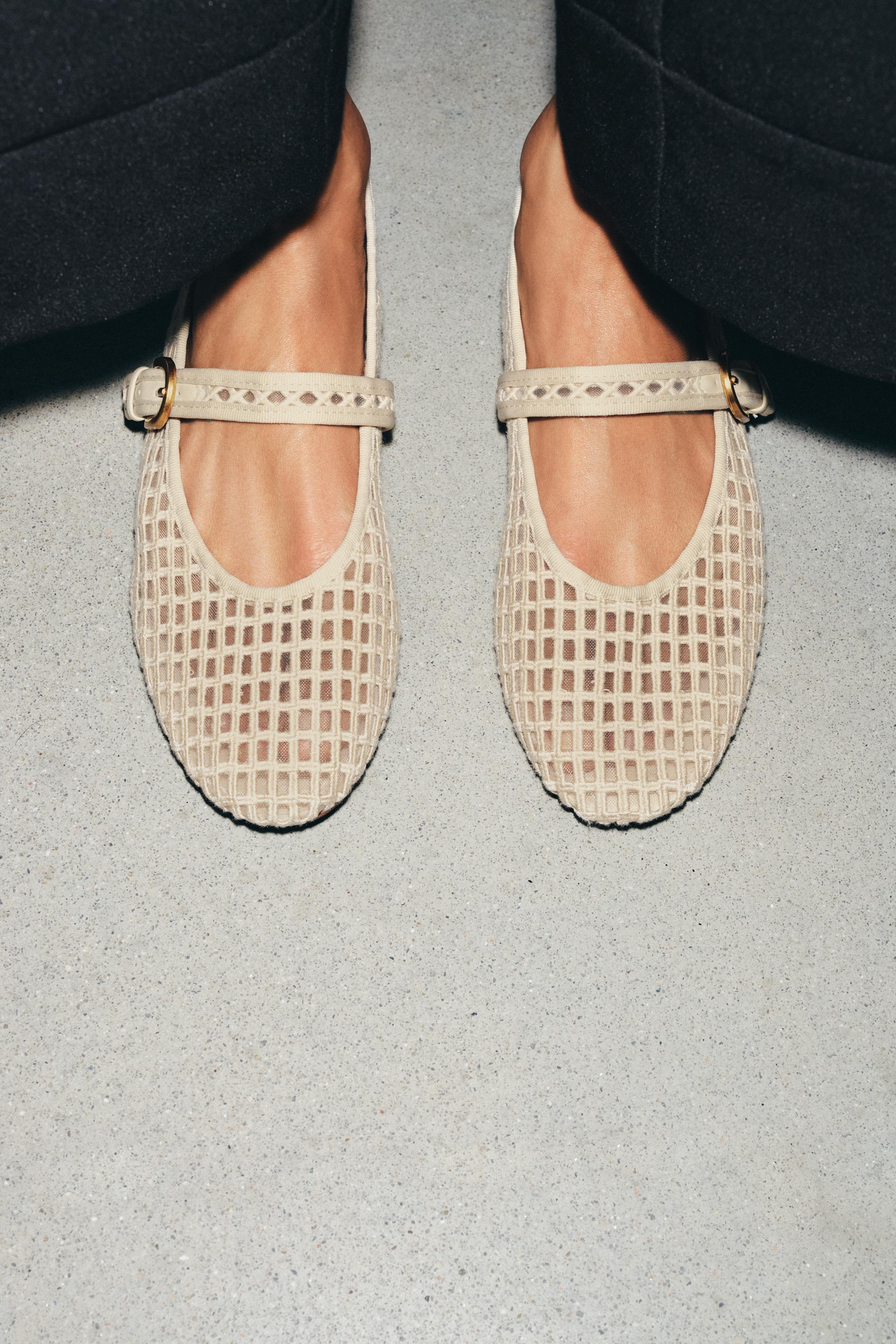 CROCHET EFFECT BALLET FLATS