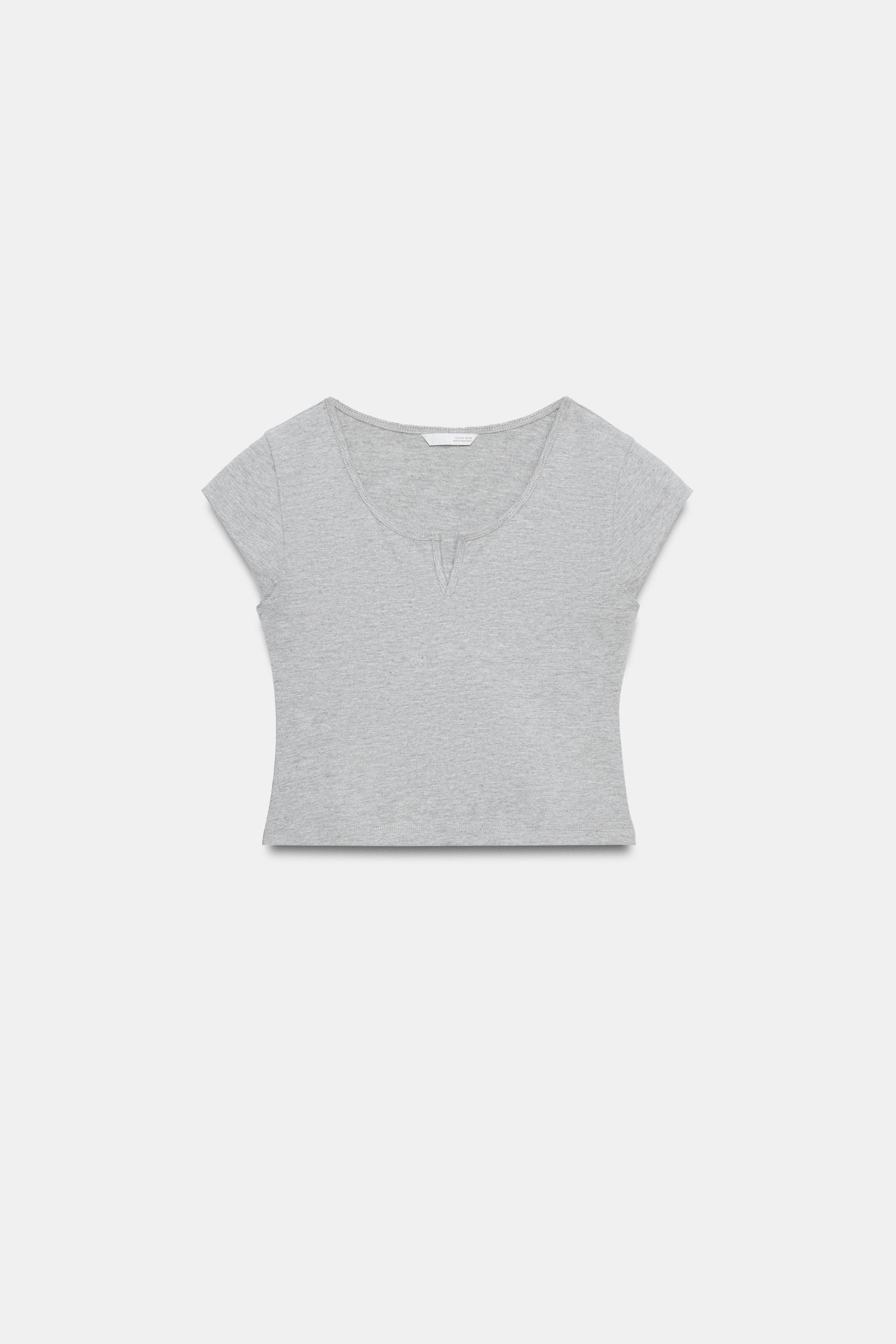 DEKOLTELİ CROP TOP
