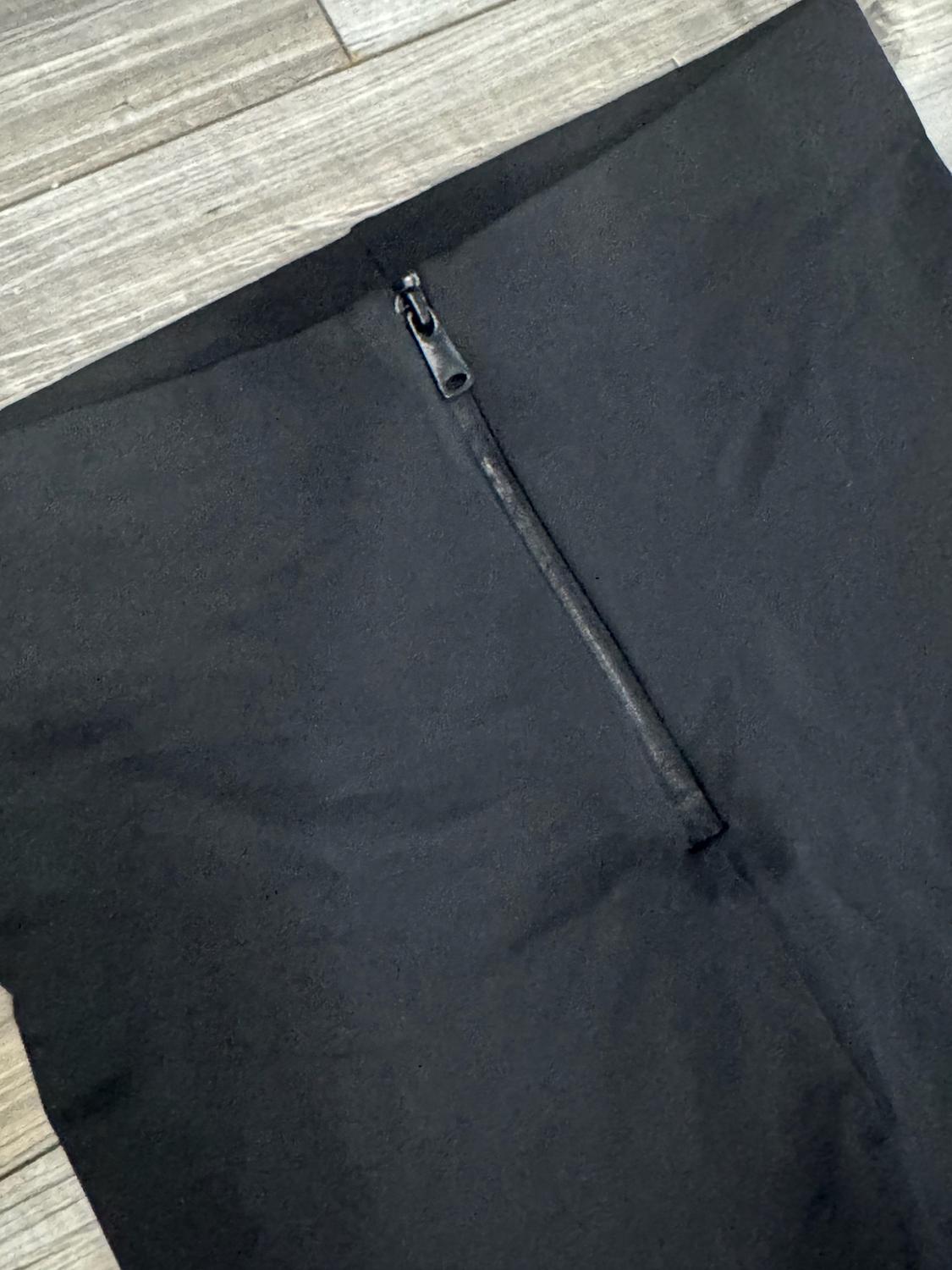 CYCLING SHORTS WITH ZIP - Image 3
