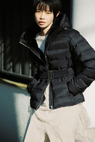 WATER REPELLENT WINDPROOF スリムフィットショートアノラックブラックZaraのWATER REPELLENT WINDPROOF スリムフィットショートアノラック - ブラック 