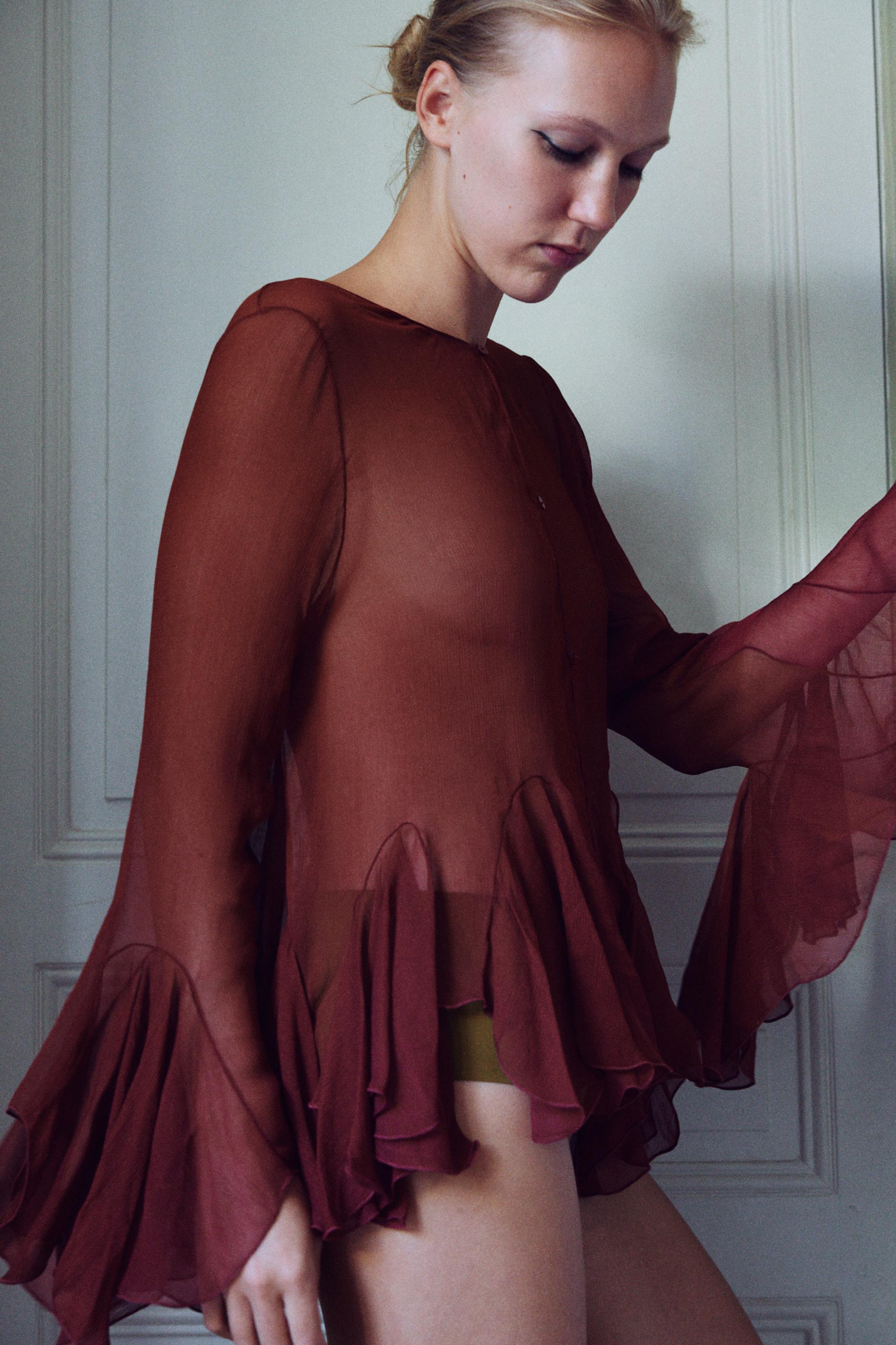 GEORGETTE RUFFLE BLOUSE