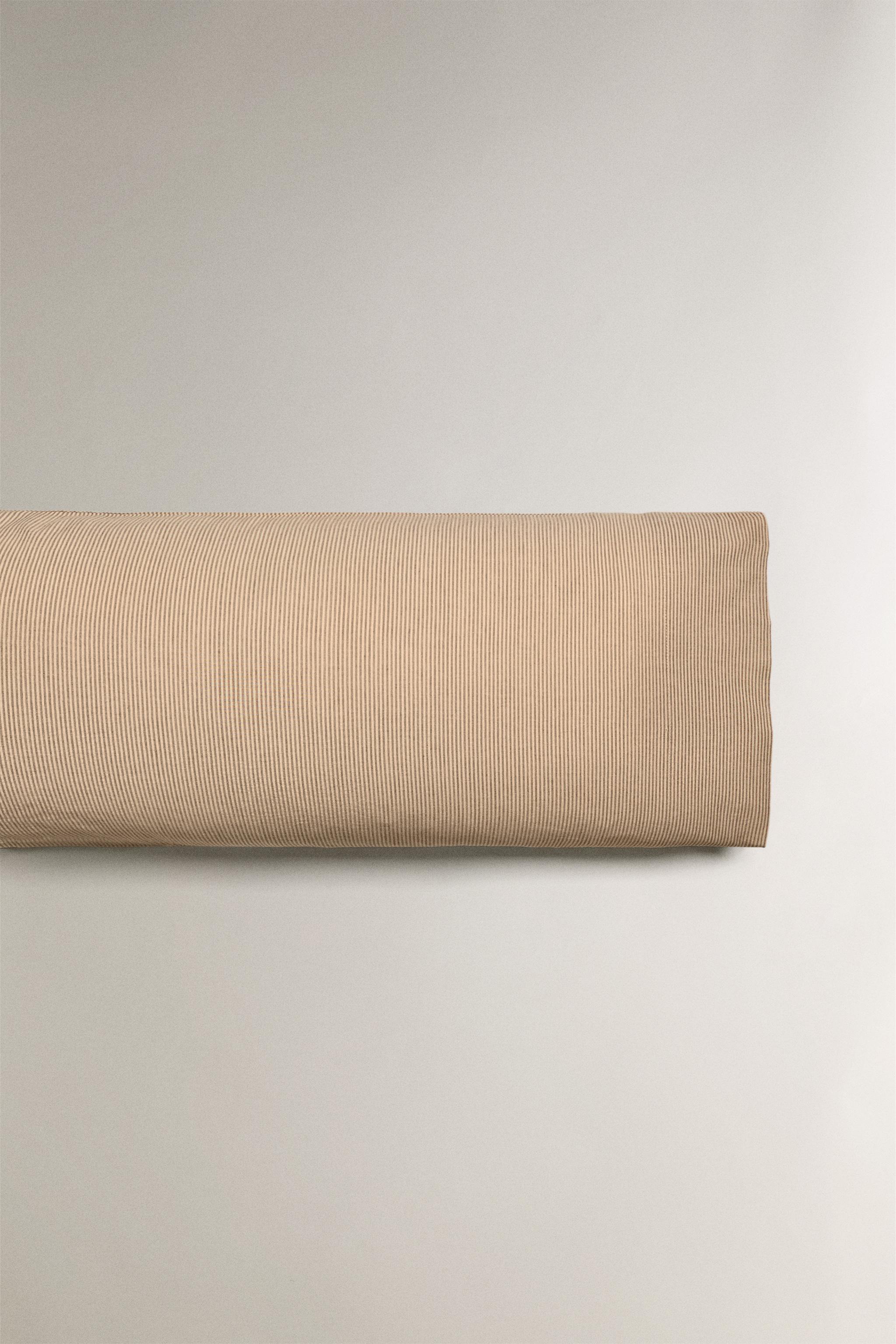STRIPED SEERSUCKER PILLOWCASE