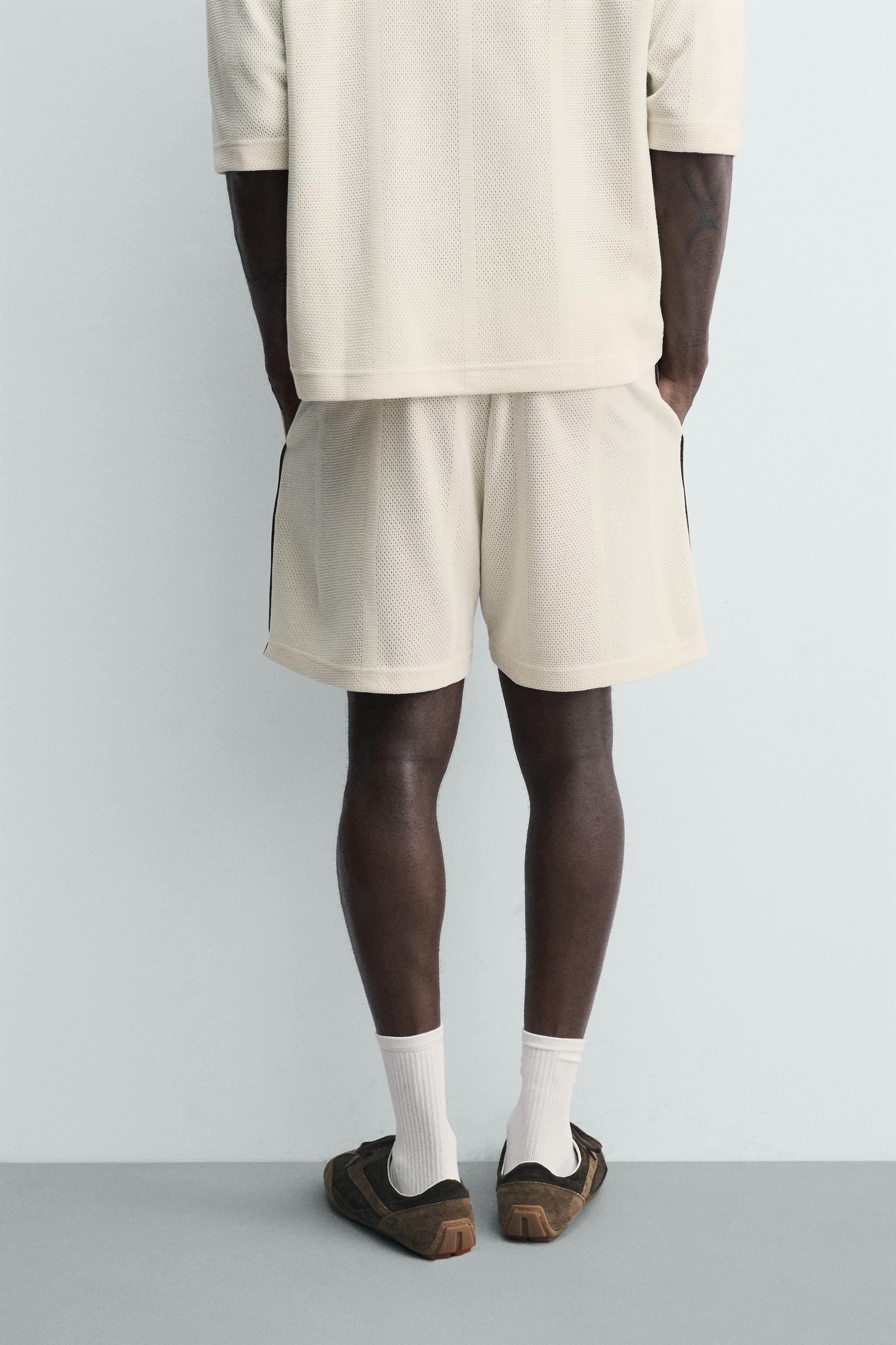 RETRO CONTRAST SOCCER SHORTS