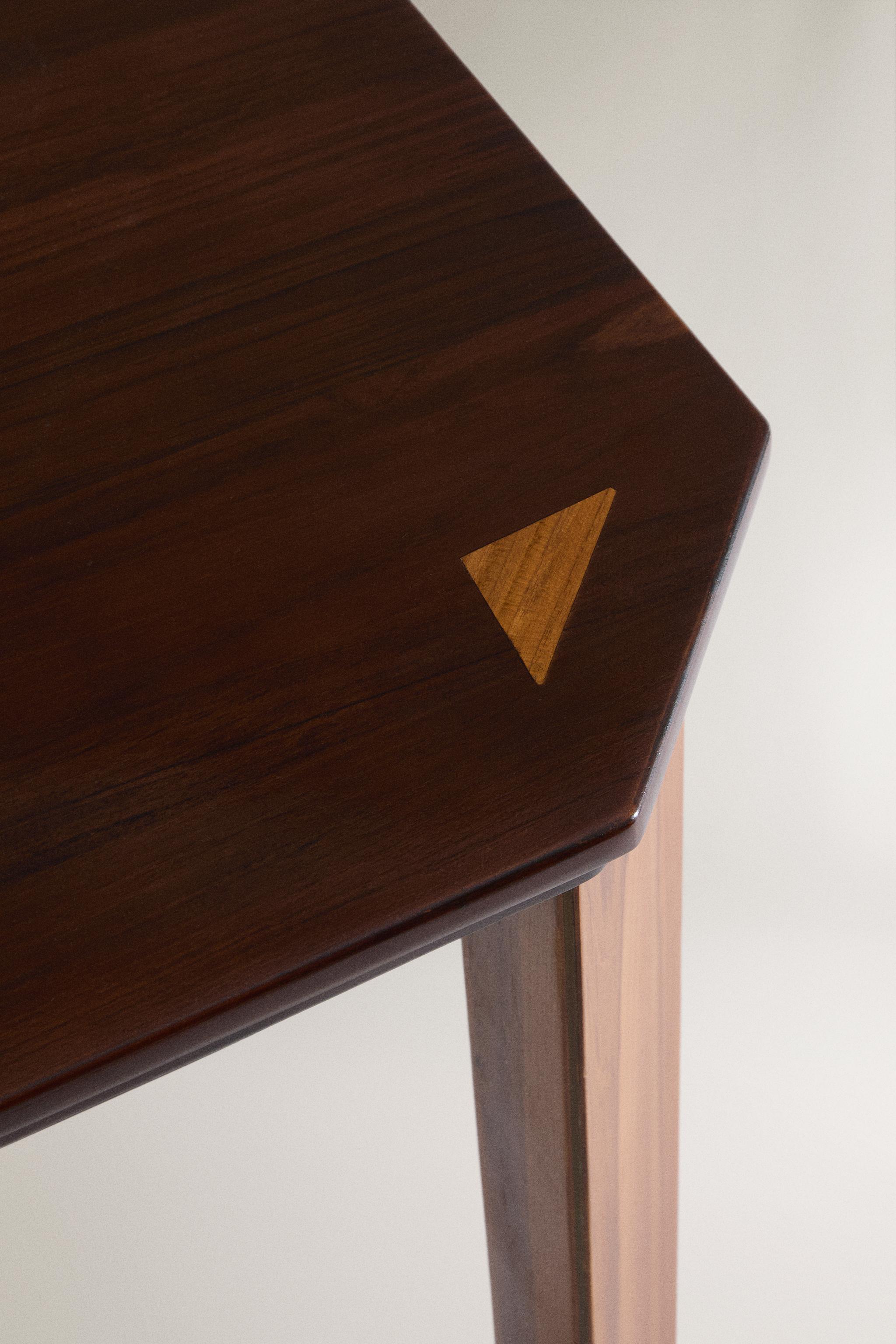 OCTAGONAL WOODEN TABLE — Black
