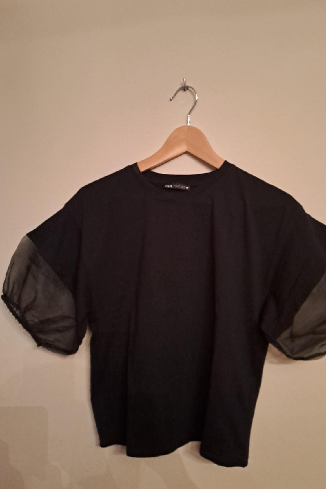 T-SHIRT WITH ORGANZA SLEEVES - Image 3