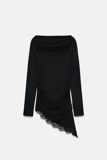 T-SHIRT À BAS ASYMÉTRIQUE EN DENTELLE - Noir de Zara - Image 6