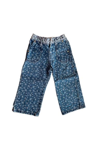 PANTALÓN ESTAMPADO FLORES.
