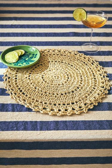 ROUND CROCHET PLACEMAT - Light beige by Zara