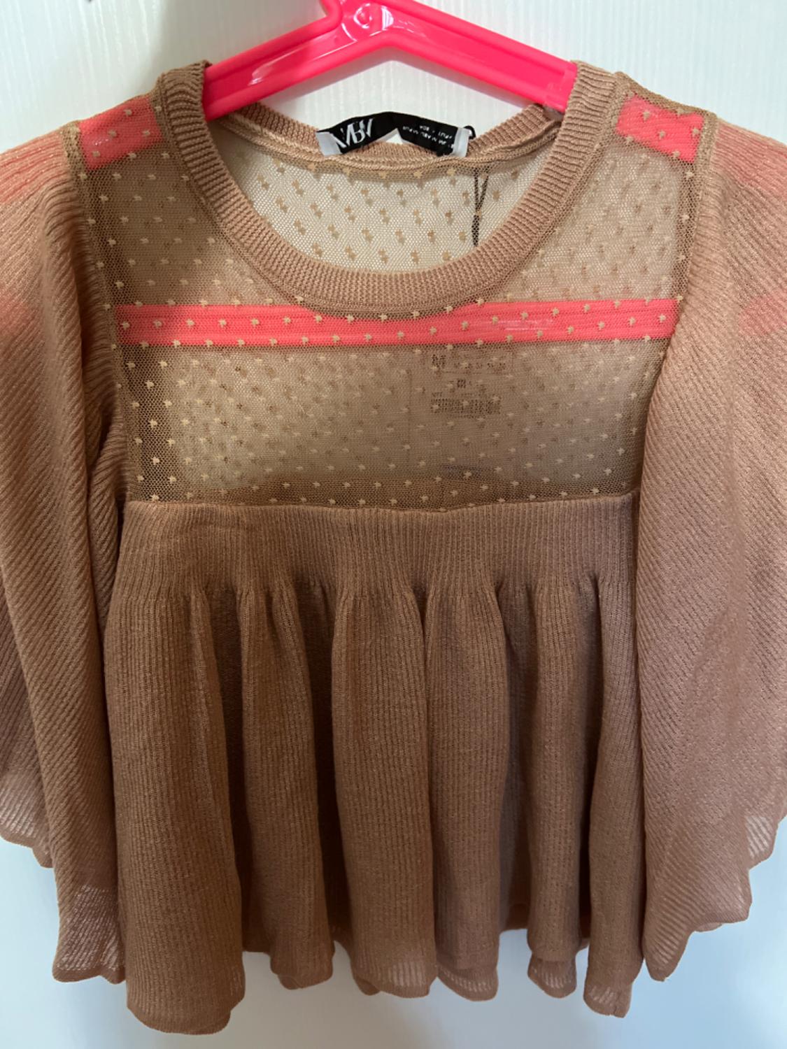 FRILLED TOP