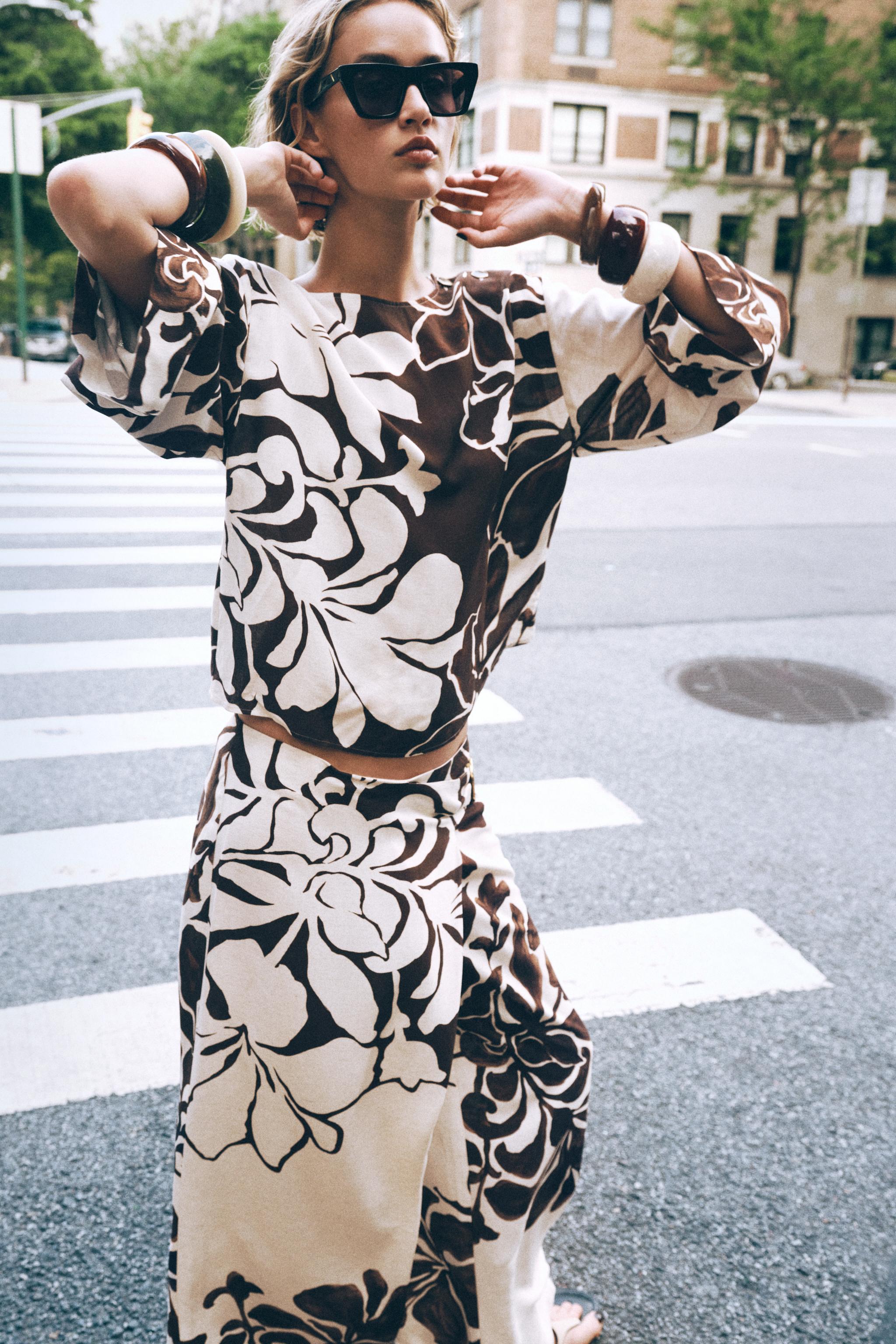 TOP À IMPRIMÉ FLORAL