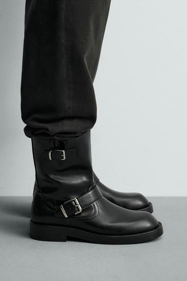 バックルブーツブラック0Zaraのバックルブーツ - ブラック - 画像 0