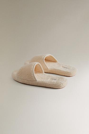 خف منزلي من قماش تيري بنعل سميك - بيج الخاص بـ Zara