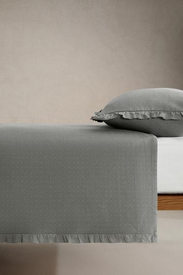 CHILDREN'S BEDSPREAD WITH RUFFLES - Grey by Zara - Image 2