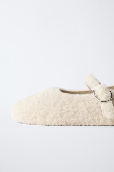FAUX SHEARLING BALLET FLATS - Ecru White by Zara - Image 5