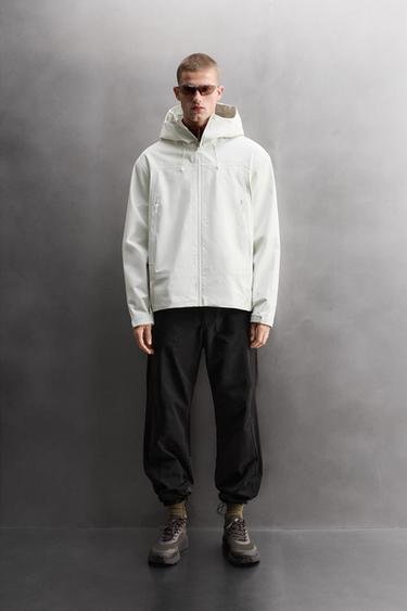 3L WATERPROOF TECHNICAL SHELL JACKET - Oyster-white by Zara