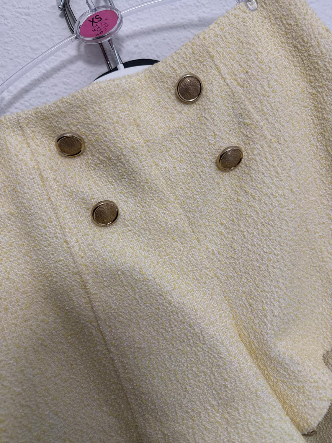 TEXTURED BERMUDA SHORTS WITH GOLD BUTTONS - Image 3