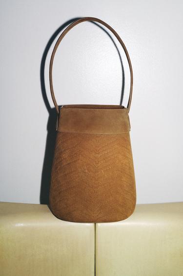 MAXI-BEUTELTASCHE AUS GEFLOCHTENEM LEDER - Braun von Zara
