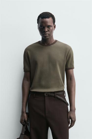 ФУТБОЛКА ИЗ РЕЛЬЕФНОГО ТРИКОТАЖА — ПЫЛЬНЫЙ ХАКИ от Zara