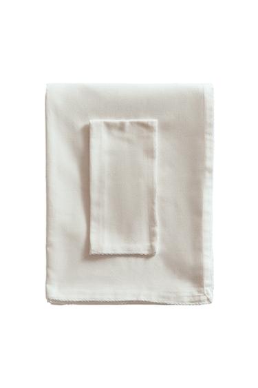 TOALHA DE MESA LISA COM ONDAS - Branco da Zara