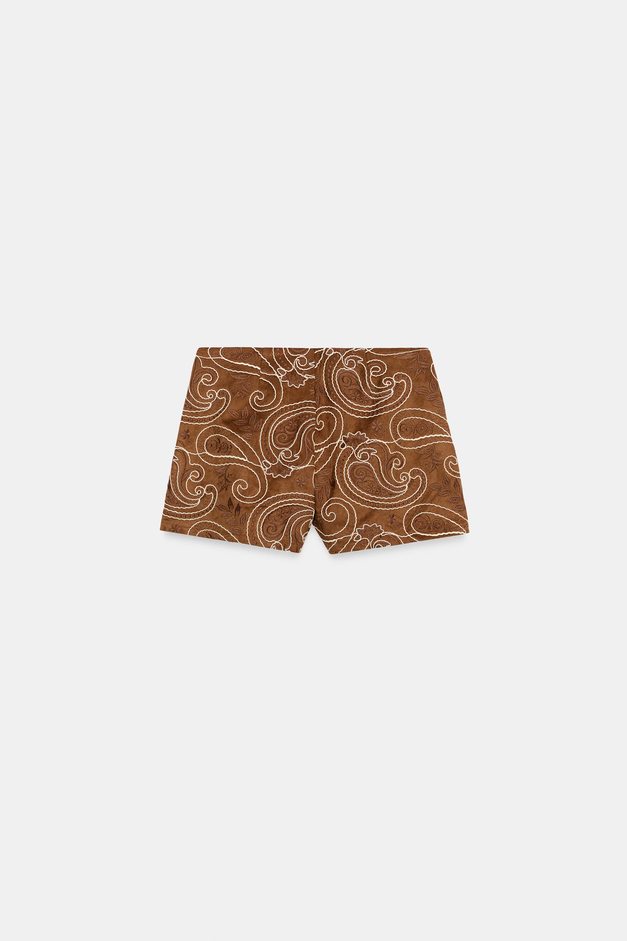 EMBROIDERED FAUX SUEDE SKORT