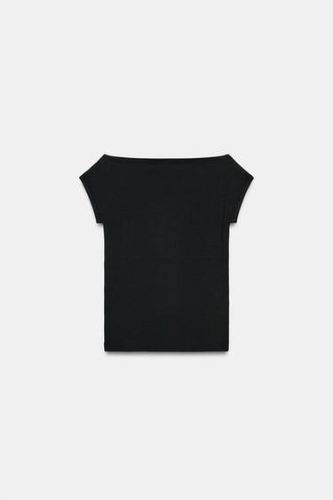 BOAT NECK T-SHIRT - Black by Zara