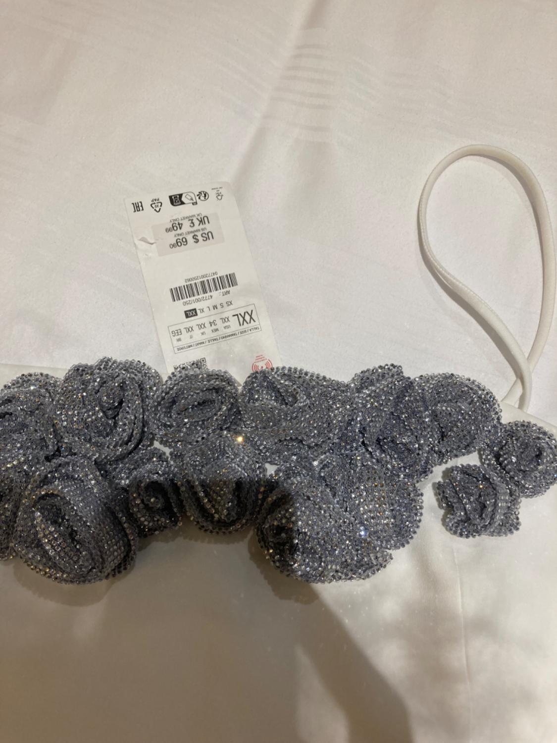 RHINESTONE FLORAL STRAPPY TOP - Image 4
