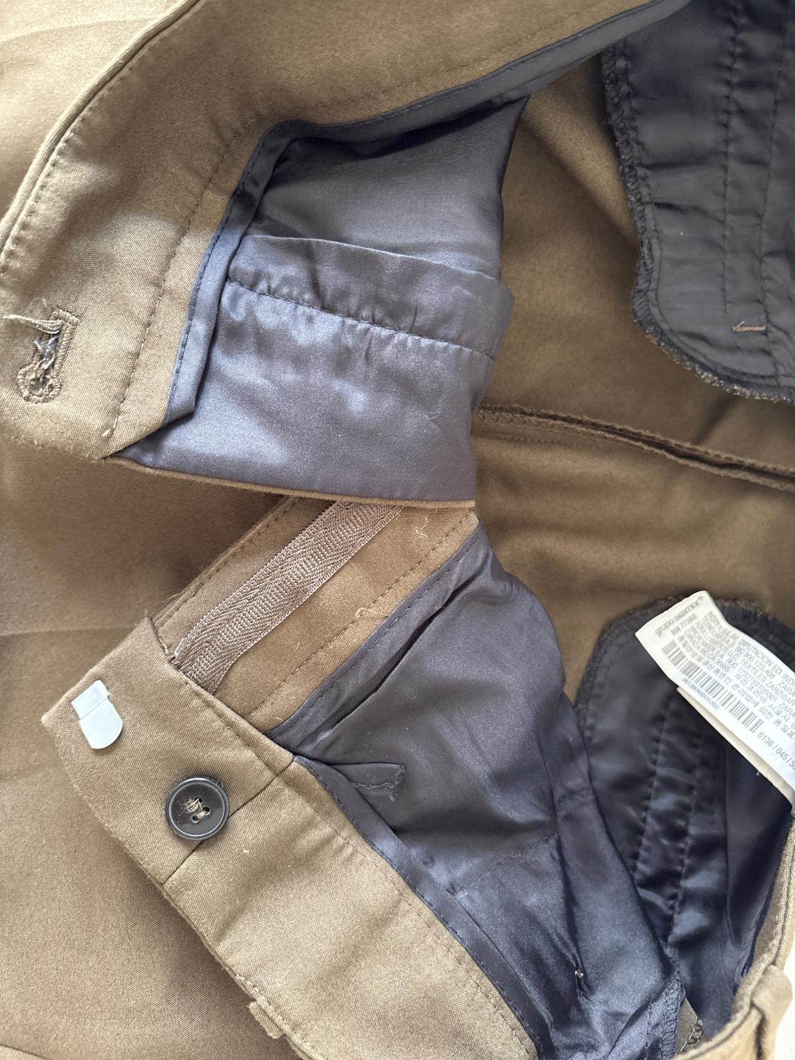 PANTALÓN CHINO CAQUI - Image 4
