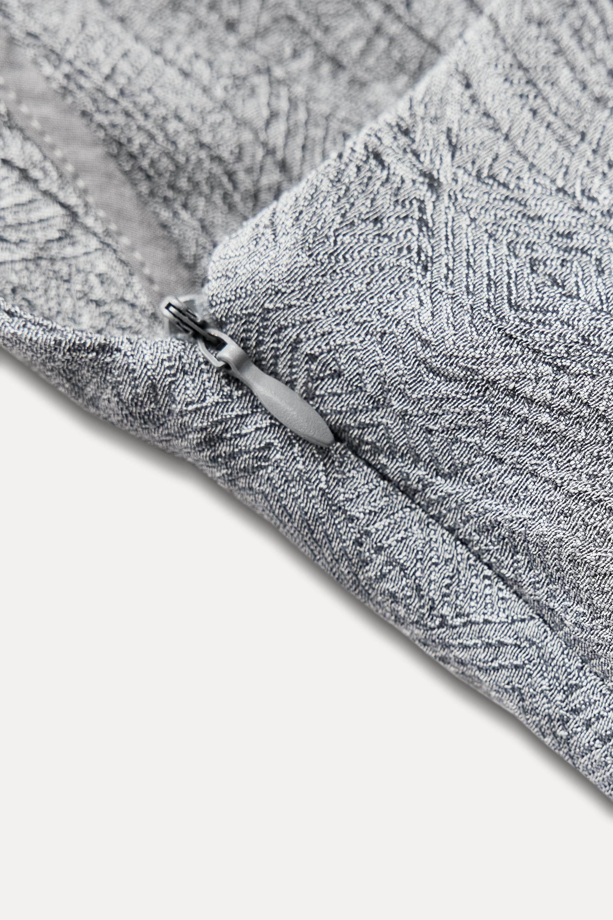 ZW COLLECTION ホルターネックトップス - グレー | ZARA Japan ZW COLLECTION ホルターネックトップス - グレー | ZARA Japan
