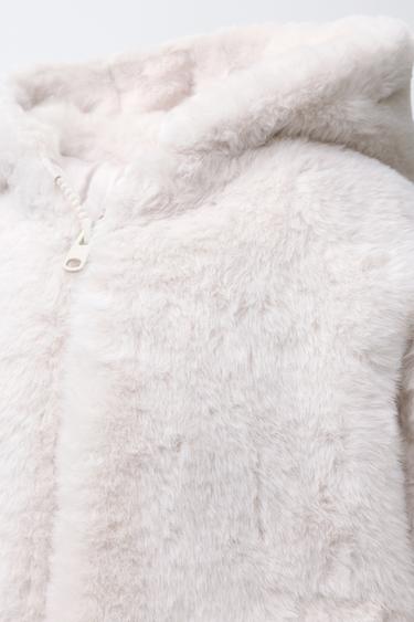VESTE À CAPUCHE EFFET FOURRURE - Écru de Zara - Image 4