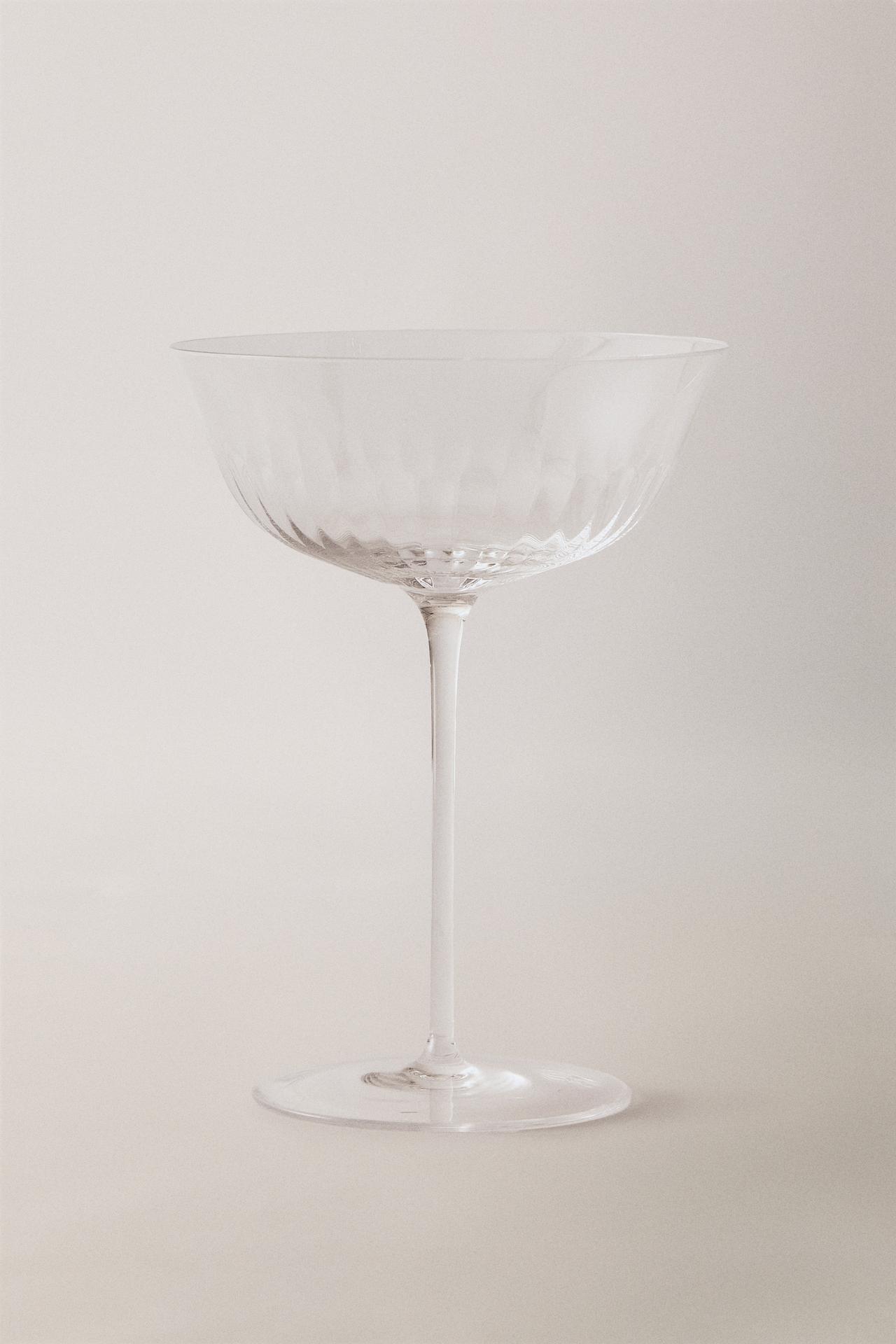 COCKTAIL GLASS WITH LINES — Transparent