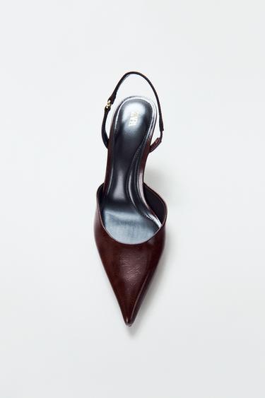 حذاء بكعب وعقب مفتوح مدبب - بني الخاص بـ Zara