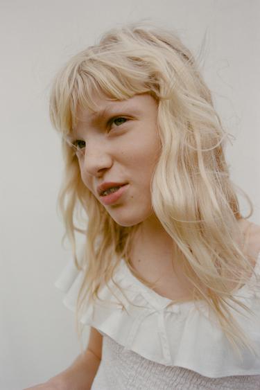 ФУТБОЛКА ИЗ ЛЬНА «СОТЫ» — ЖЕЛТОВАТО-БЕЛЫЙ от Zara