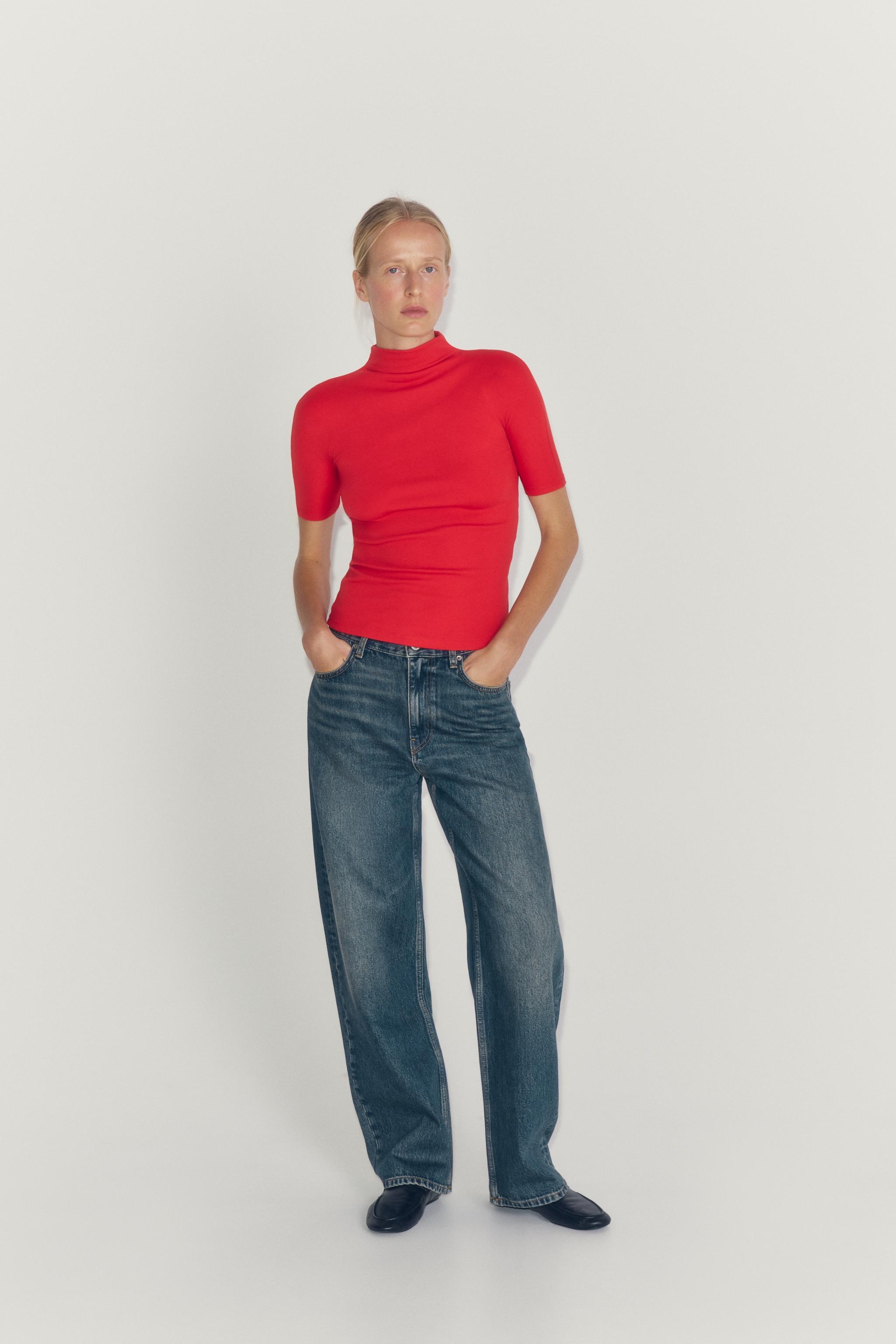 BUTTONED STAND-UP COLLAR T-SHIRT — Red