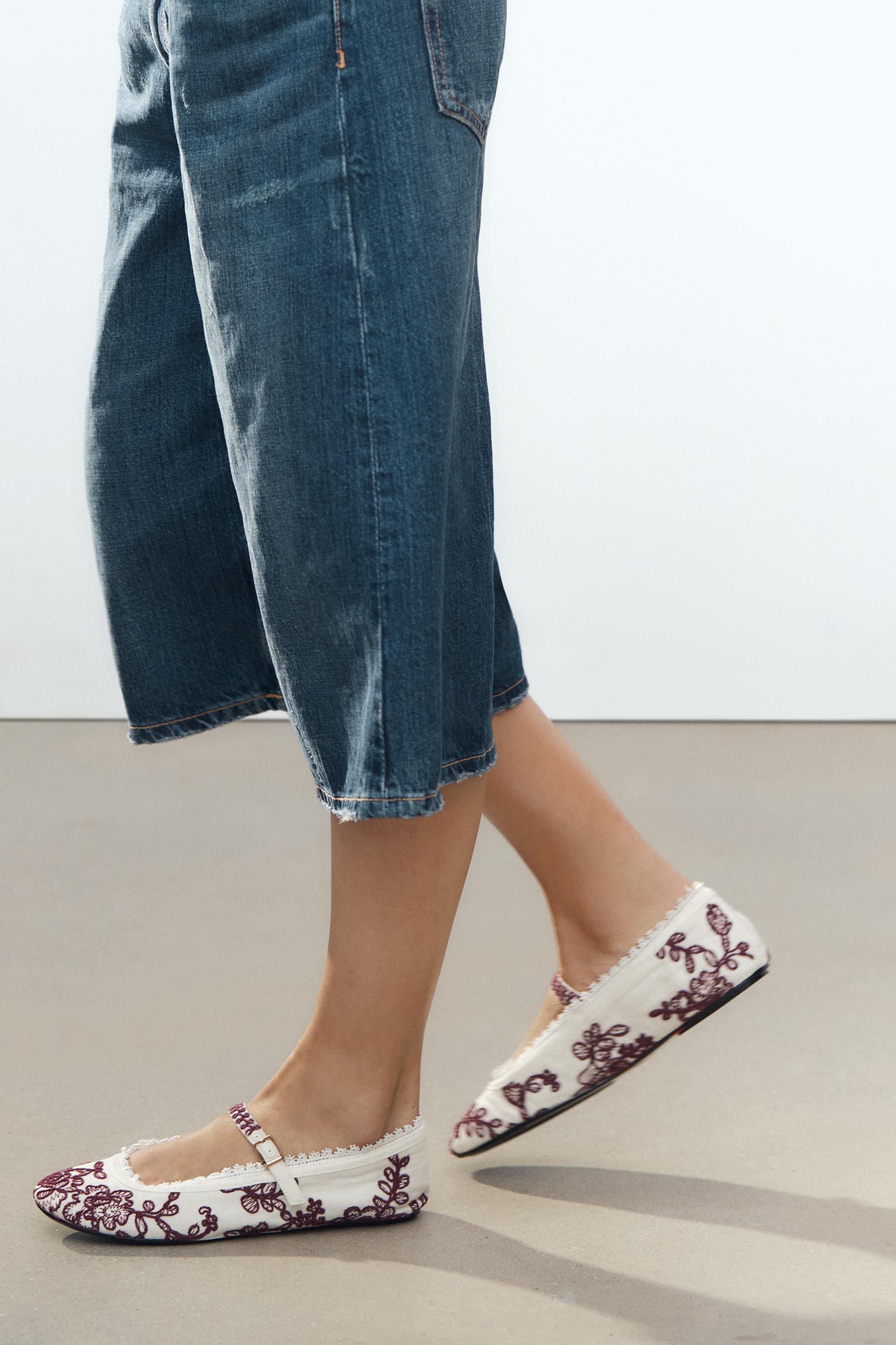 (美品)ZARA 刺繍 バレリーナシューズ 23cm ホワイト 刺繍ディテール バレリーナシューズ - ホワイト | ZARA Japan / 日本