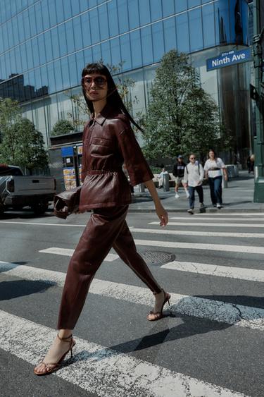 Zara FAUX LEATHER PANTS - Maroon