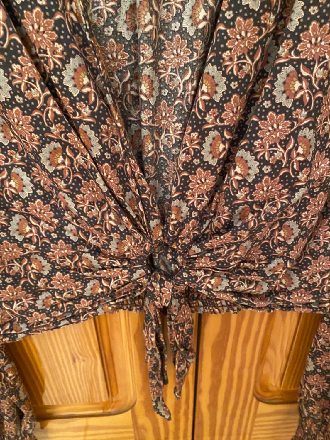 PRINTED BLOUSE WITH KNOT - Image 2