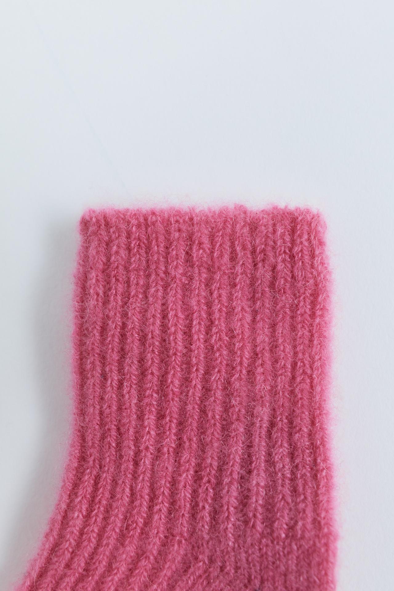 Zara Timeless - Cashmere Socks — Pink