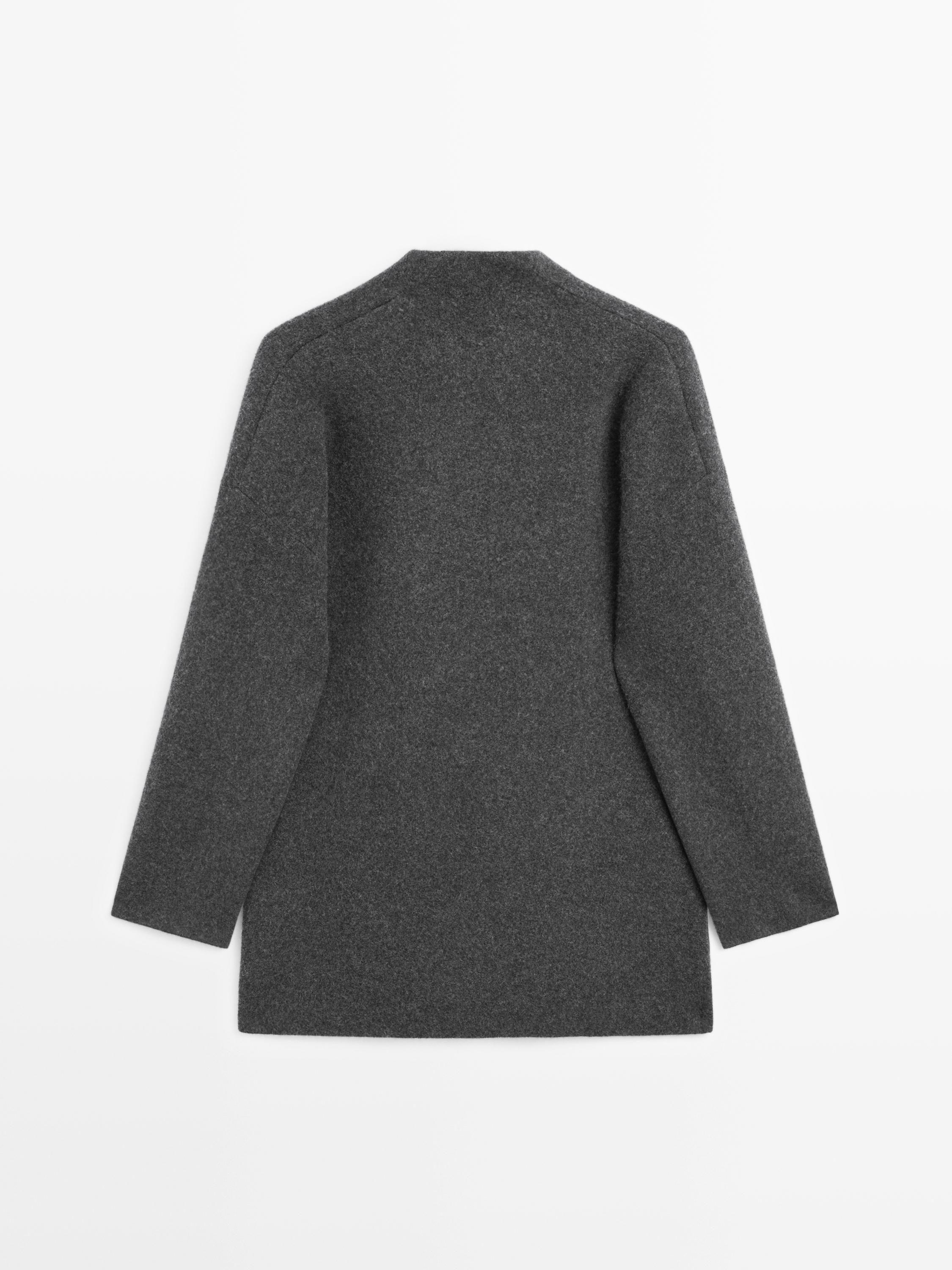 100% wool double-breasted mid-length coat