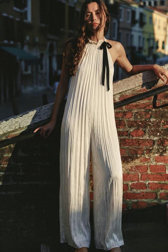 MONO LARGO EFECTO ARRUGADO ZW COLLECTION - Crudo de Zara - Imagen 0