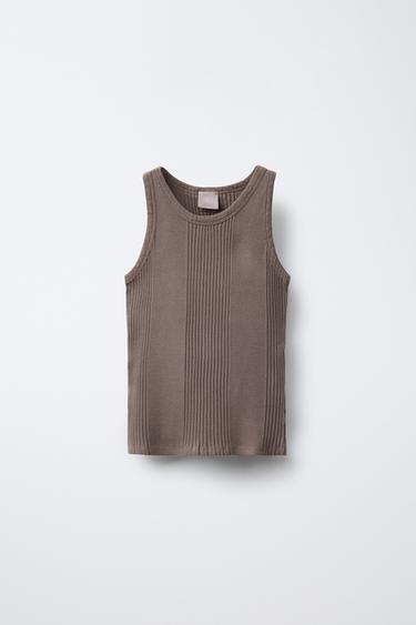 PLAYERA RIB ETIQUETA - Khaki de Zara - Imagen 0