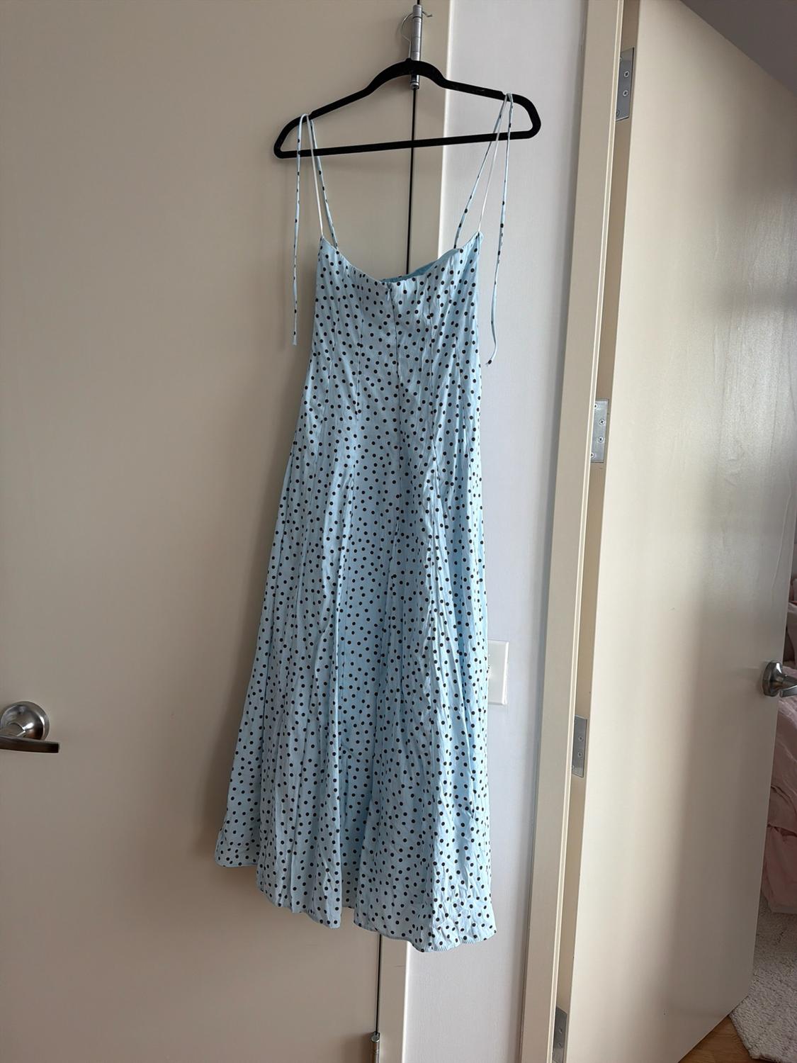 VESTIDO MIDI HALTER VOLUMEN LUNARES - Image 2