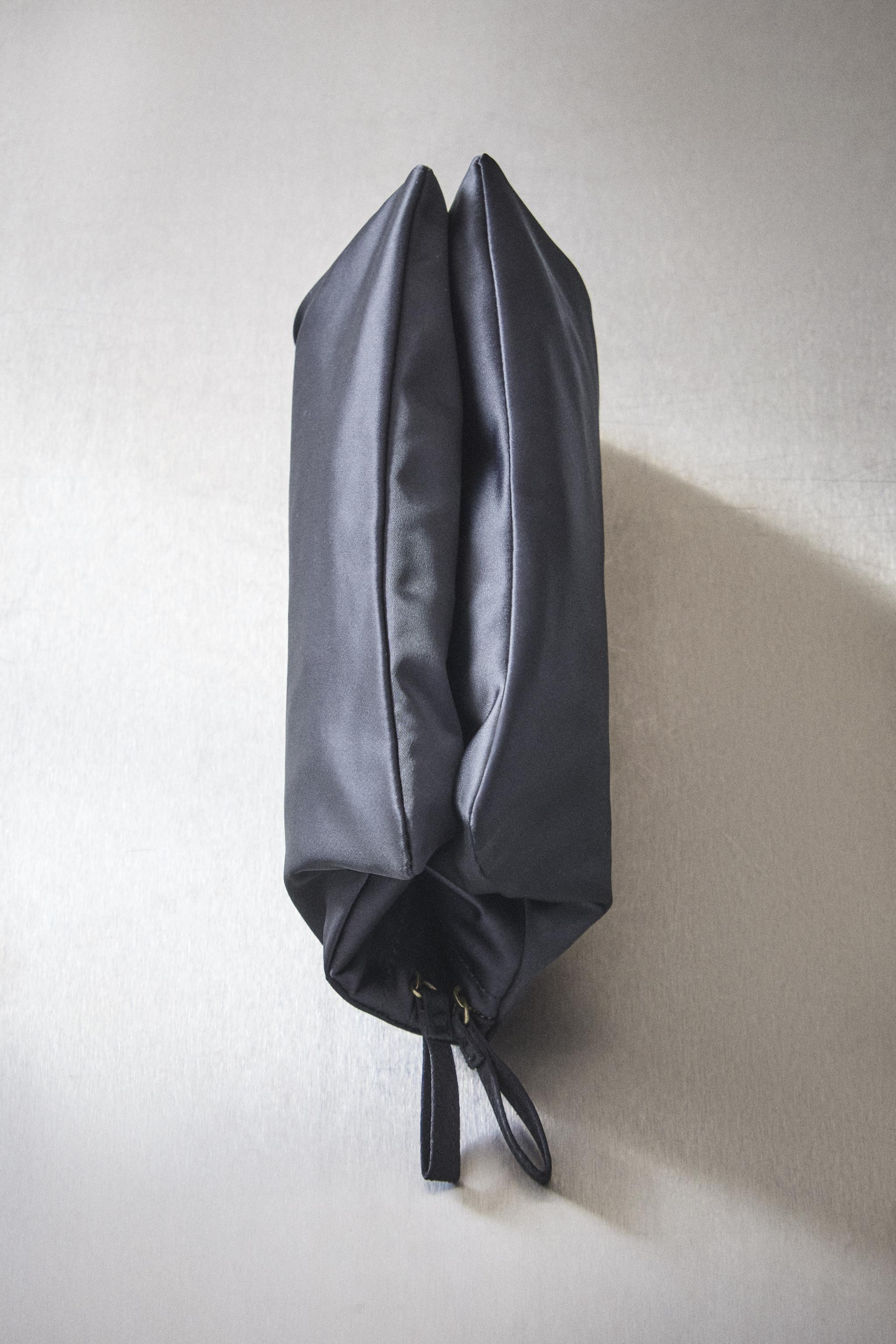 TROUSSE DE TOILETTE ORGANISEUR SATIN