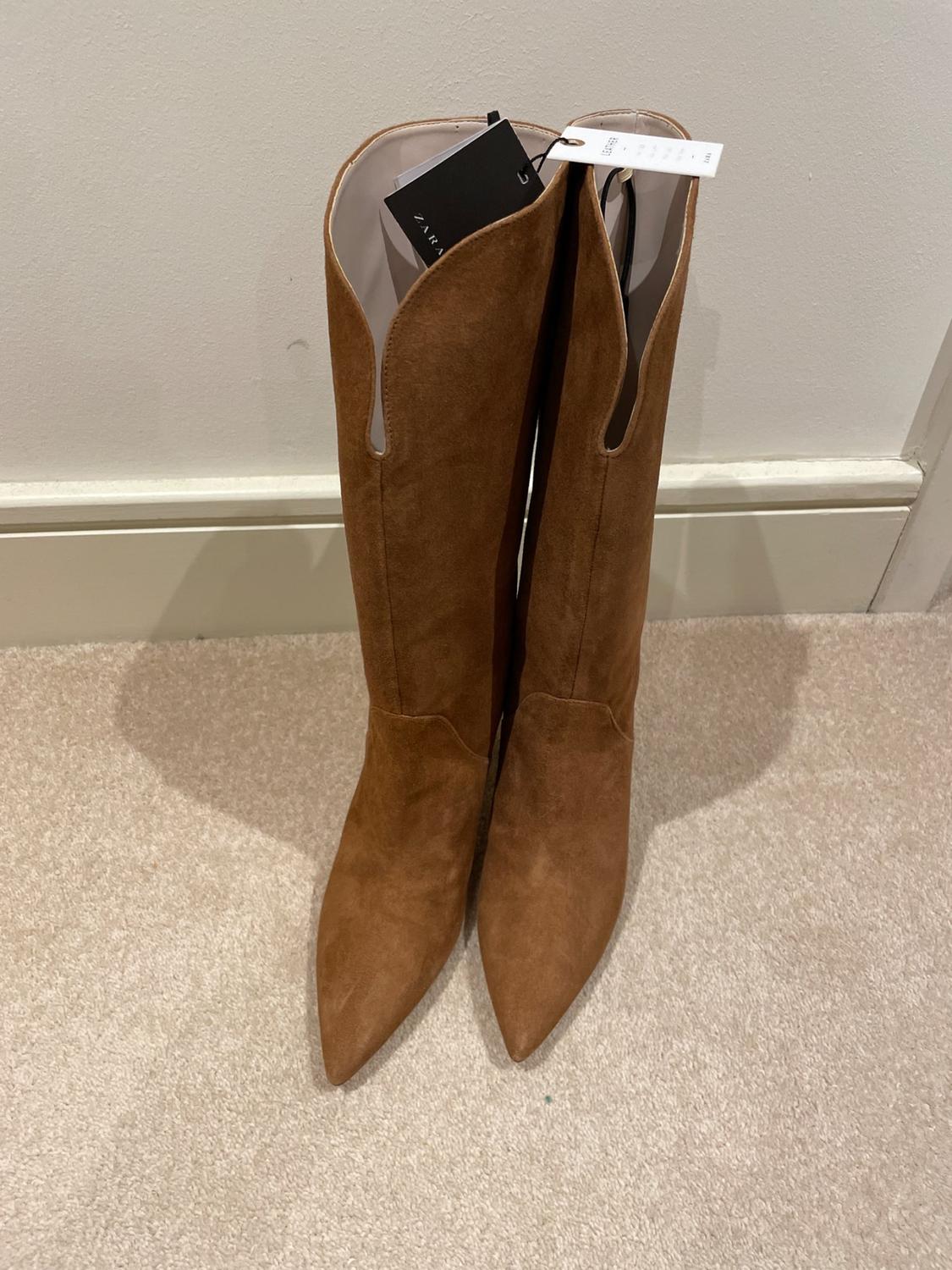 SUEDE/LEATHER BOOTS - Image 2