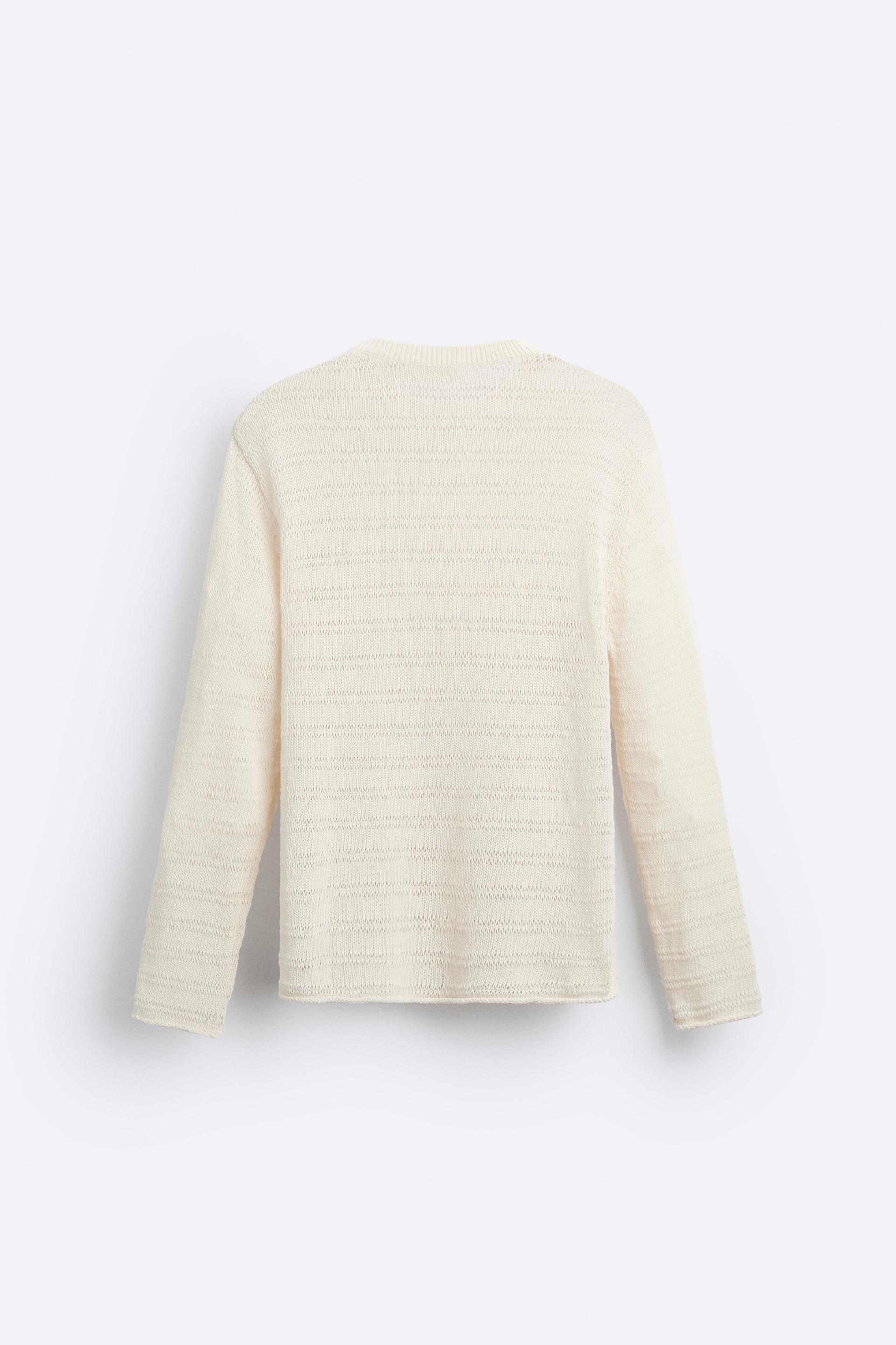 TEXTURED CABLE KNIT SWEATER - Ecru