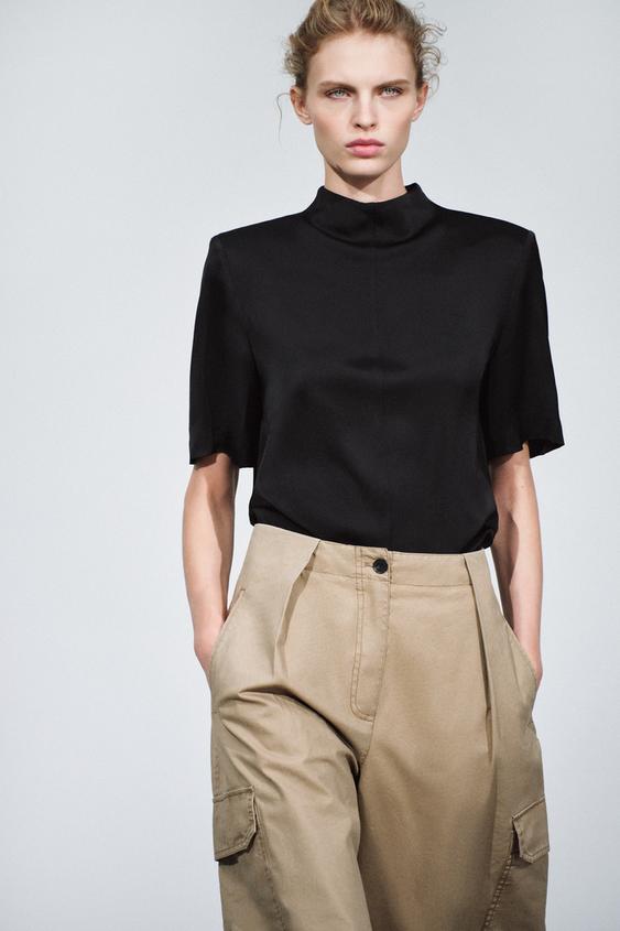 TOP ÉPAULETTES SATINÉ ZW COLLECTION - Noir de Zara - Image 2